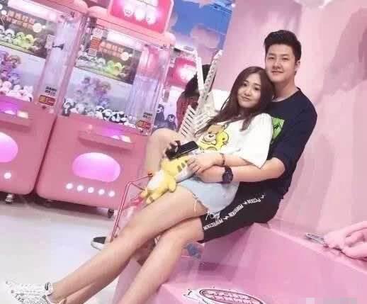 小妞身高爆料视频,视频爆料引发网友热议 第2张 小妞身高爆料视频,视频爆料引发网友热议 第2张